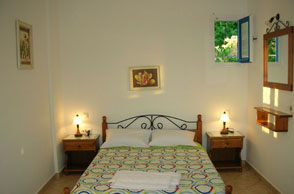 magic view apartments naxos